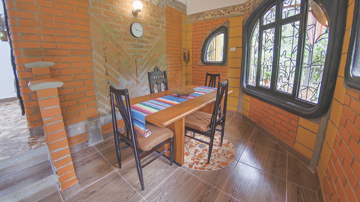 Alegrias Cottage | FINCA LLUVIARES Nature Reserve, a place to walk with the sound of the river