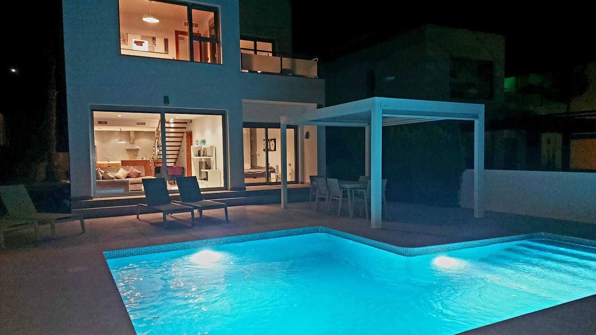 Algorfa Villa | Finca "Modern Orquidea Frontline" with Mountain View, Private Pool & Wi-Fi