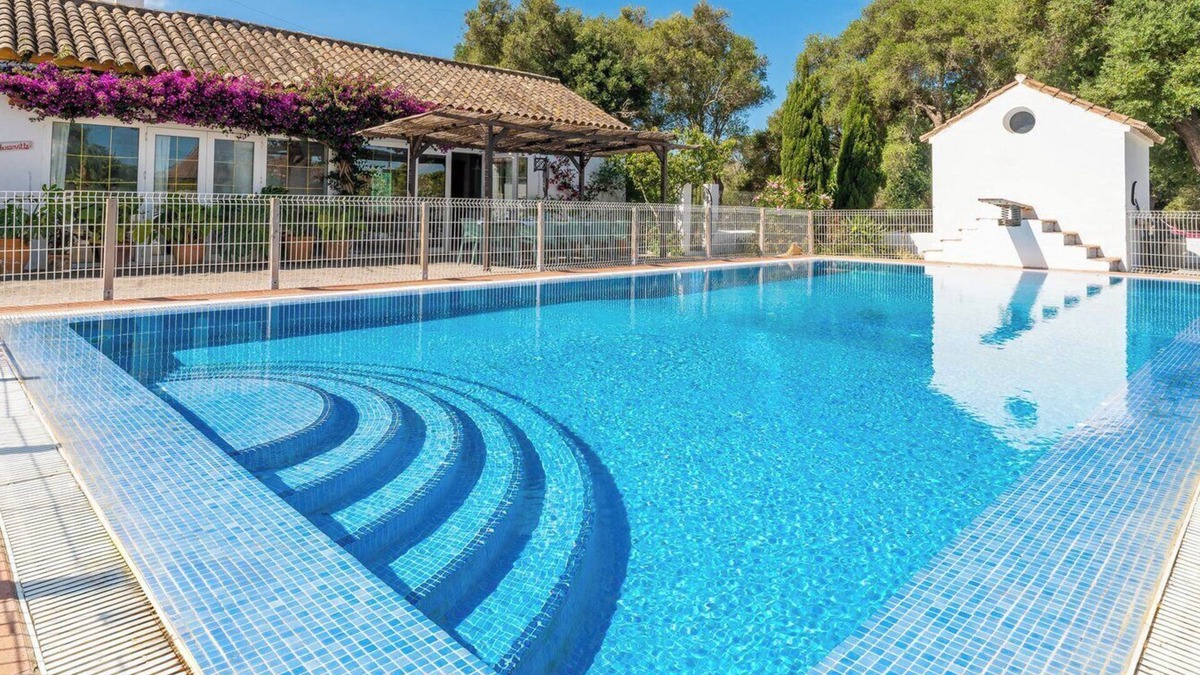 Barbate Villa | Finca Naveda Barbate by Ruralidays