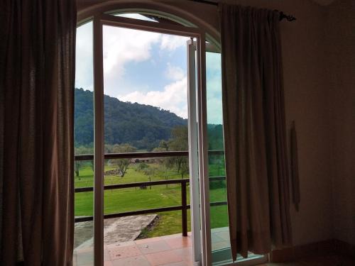 Villa del Carbon Hotel | Finca San Fernando