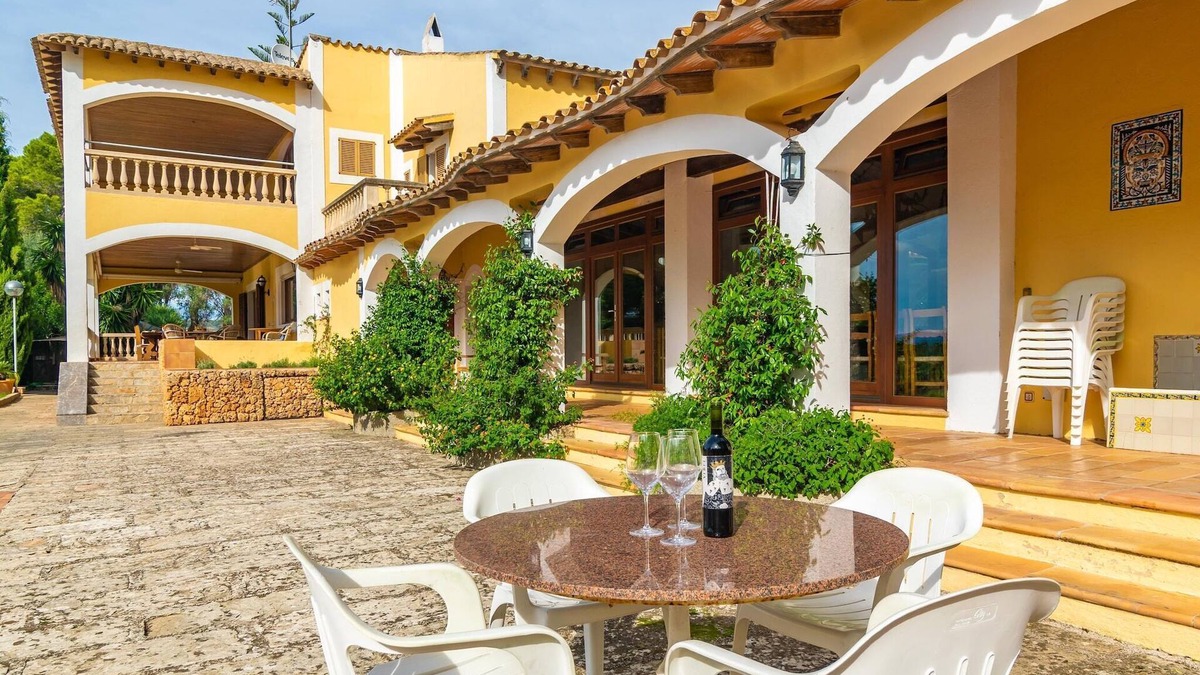 Llevant Villa | Finca Son Pou - Villa With Private Pool. Free Wifi