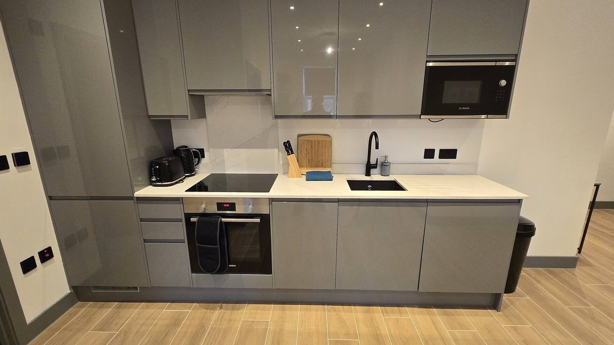 West Finchley Apartment | Finchley Stylish 1-Bed | Great Location
