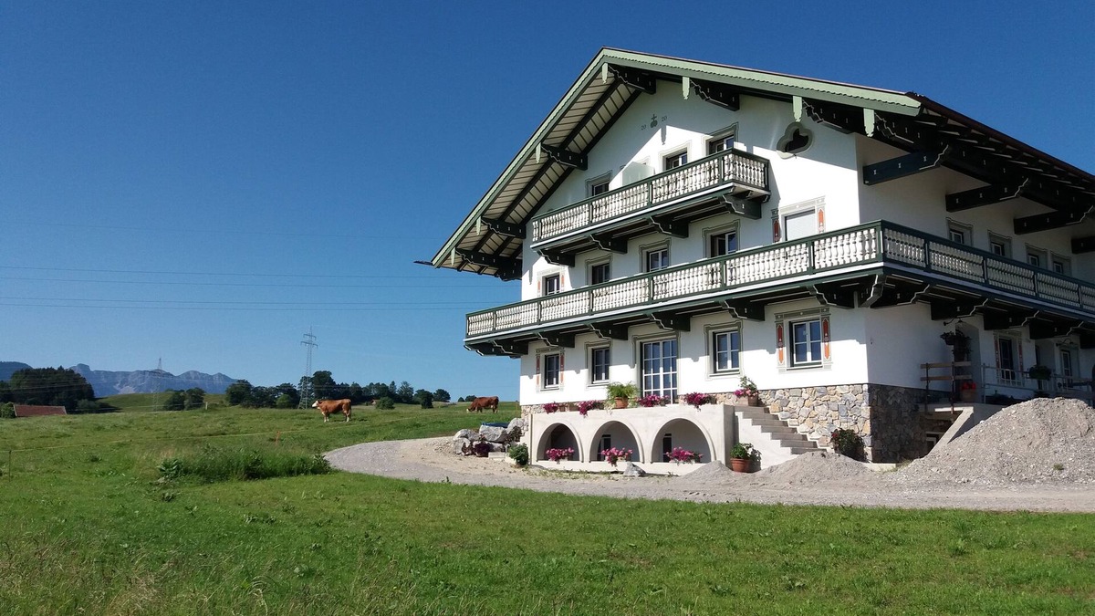 Murnau am Staffelsee Apartment | Find nature and peace with lake and mountain views