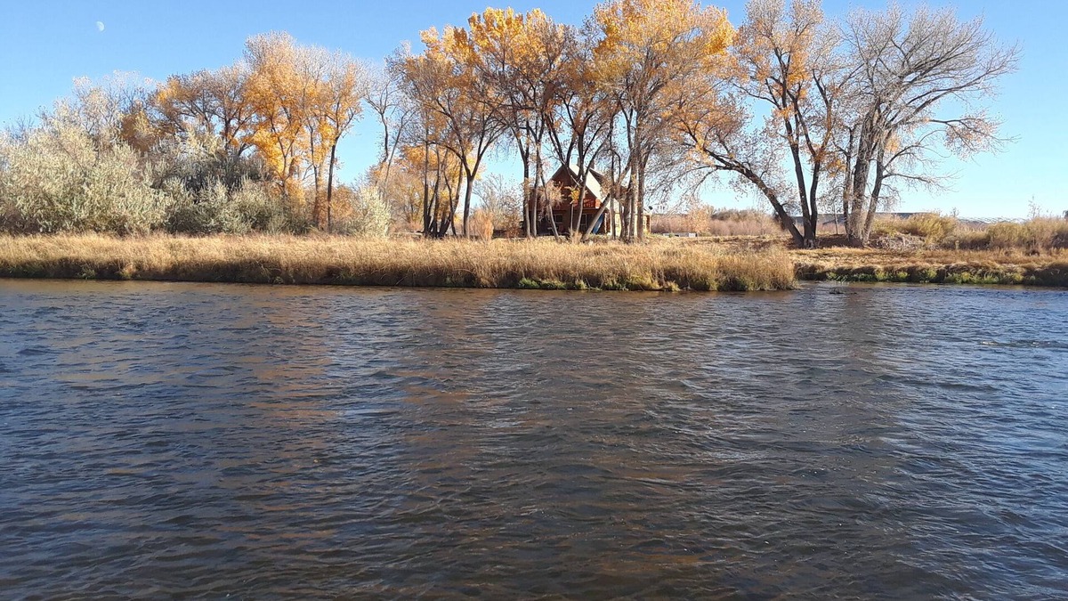 Delta Cabin | Find peace and adventure on the Gunnison River, just minutes from Delta!