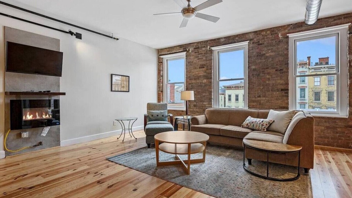 Over-the-Rhine Condo | Findlay Suites - Perfect Location Over the Rhine