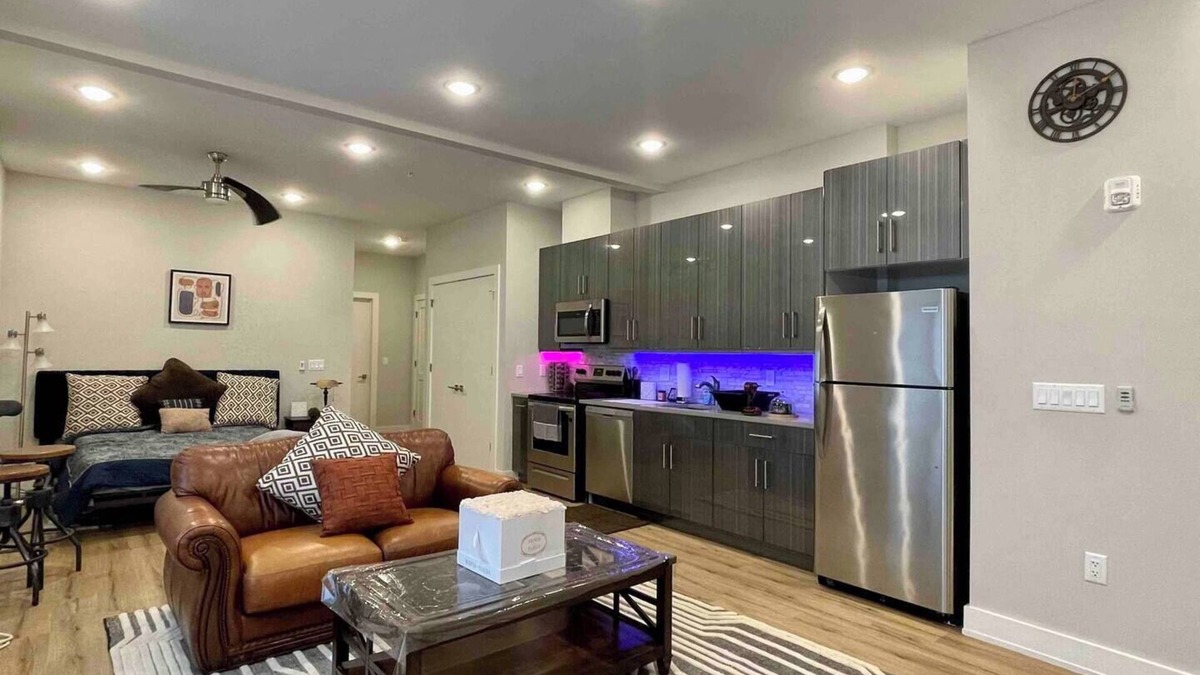 Bayonne Apartment | Finest Bayonne Living Experience l Studio l 20 Mins from NYC l Free Lot Parking