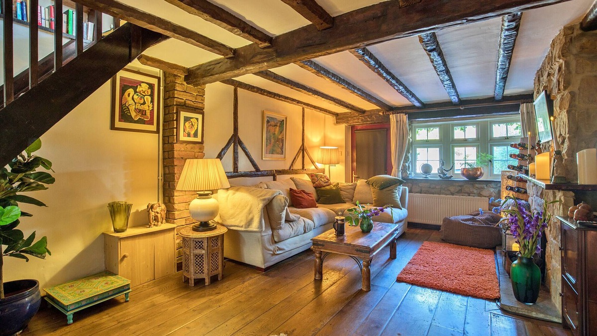 Dormansland Cottage | Finest Retreats | Bracken