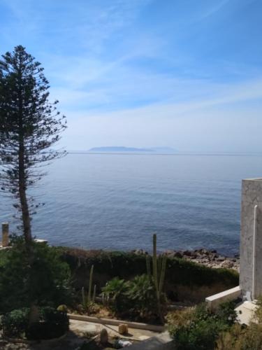 Pizzolungo House | Finestra sul mare
