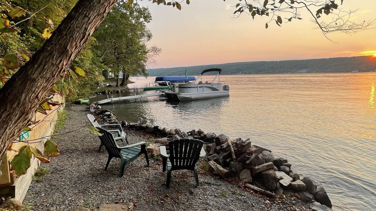 Keuka Park Cottage | Finger Lakes Cottage w/Lake frontage & Sauna!