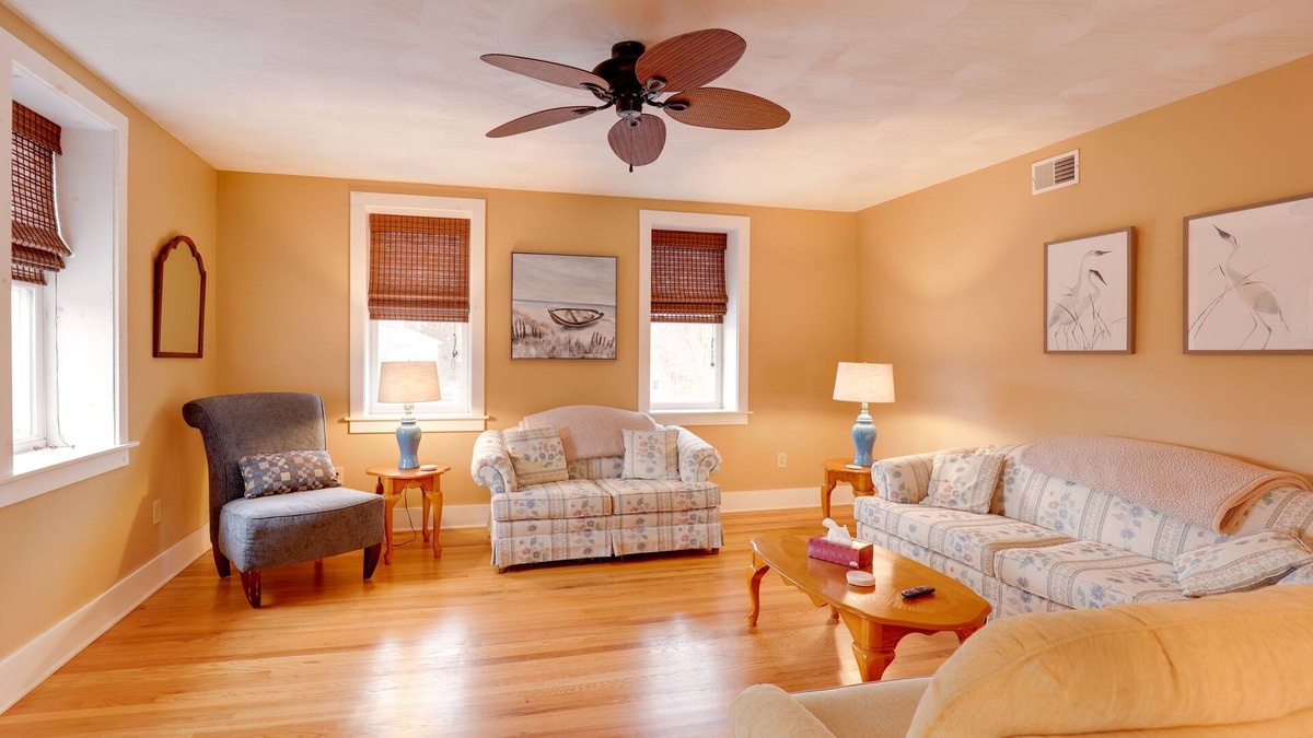 Himrod Apartment | Finger Lakes Retreat: 3 Mi to Seneca & Keuka Lake