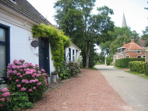 Saaxumhuizen Bed & Breakfast | Finisterre