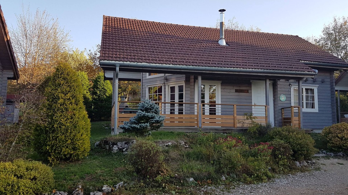 Chaux-des-Crotenay Ski Chalet | .finnish chalet with sauna entrance to haut jura nature park, open countryside