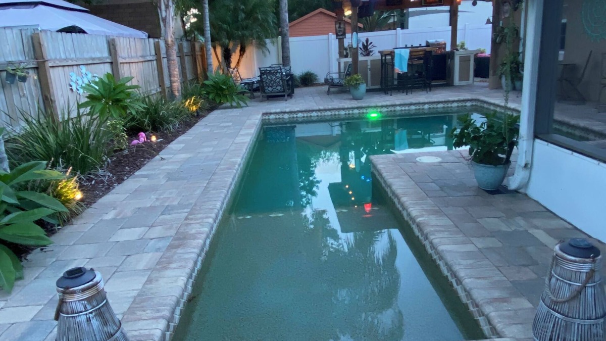Port Orange House | FINS UP - Amazing spacious home with outdoor kitchen, private pool and hot tub