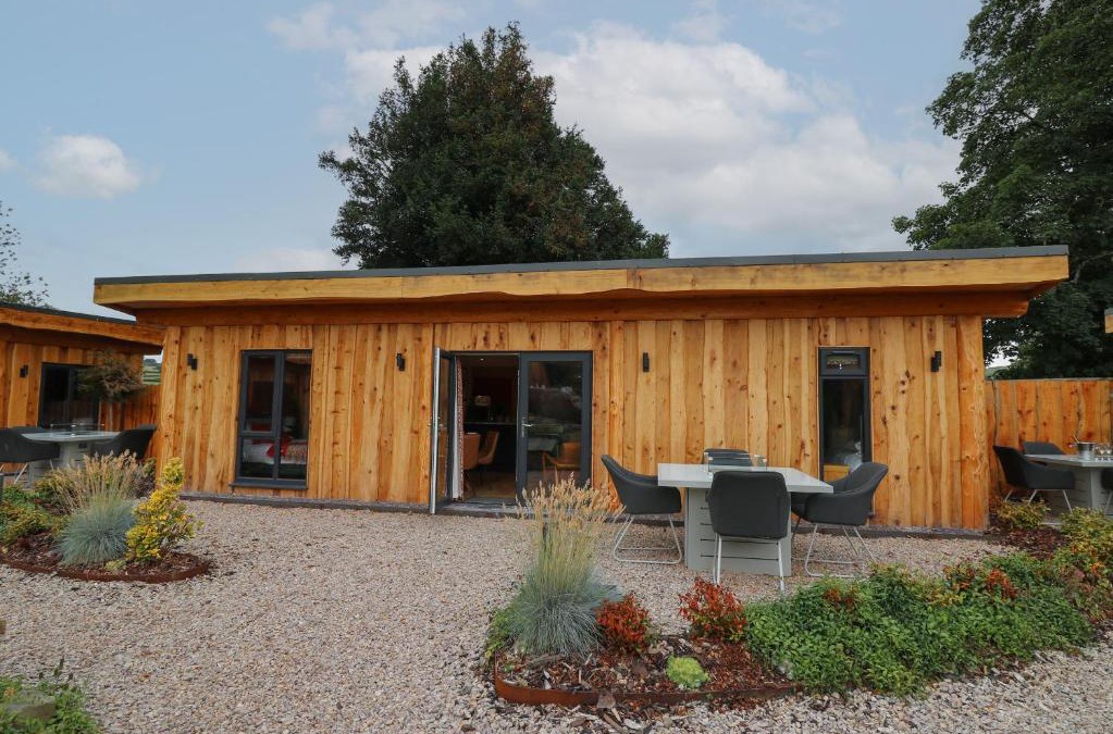 Llangadfan House | Fioled
