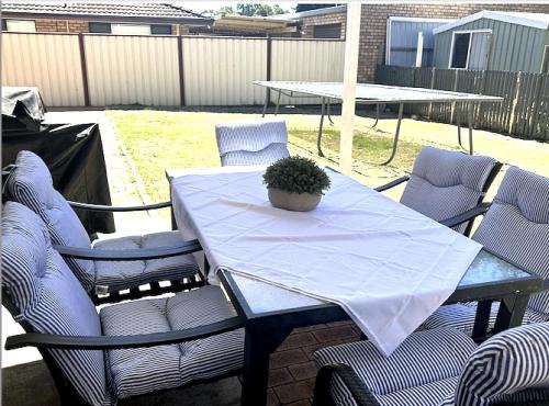 Bibra Lake House | Fiona Stanley Adventure World Perthfreo Pets