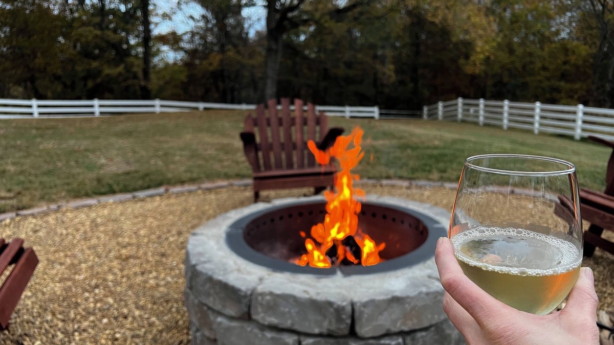 Silver Point House | Fire pit & pet friendly – Peaceful country retreat near waterfalls and lakes.