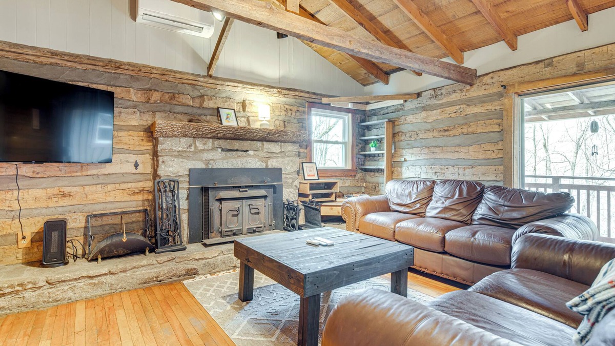 Cataloochee Ranch Cabin | Fire Pit + Views: Blue Ridge Mountain Cabin!