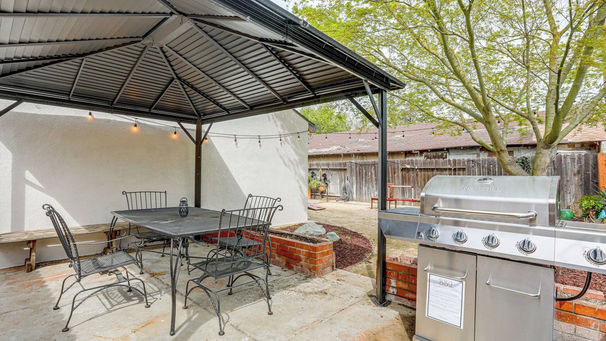 Clarksburg Cottage | Fire Pit & Yard Games: Inviting Clarksburg Cottage