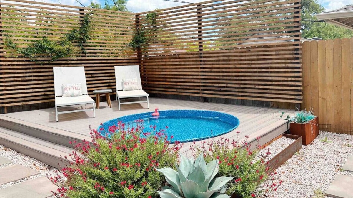 North Park Estates House | Fireplace, Fire Pit, Turf Backyard | Central ATX