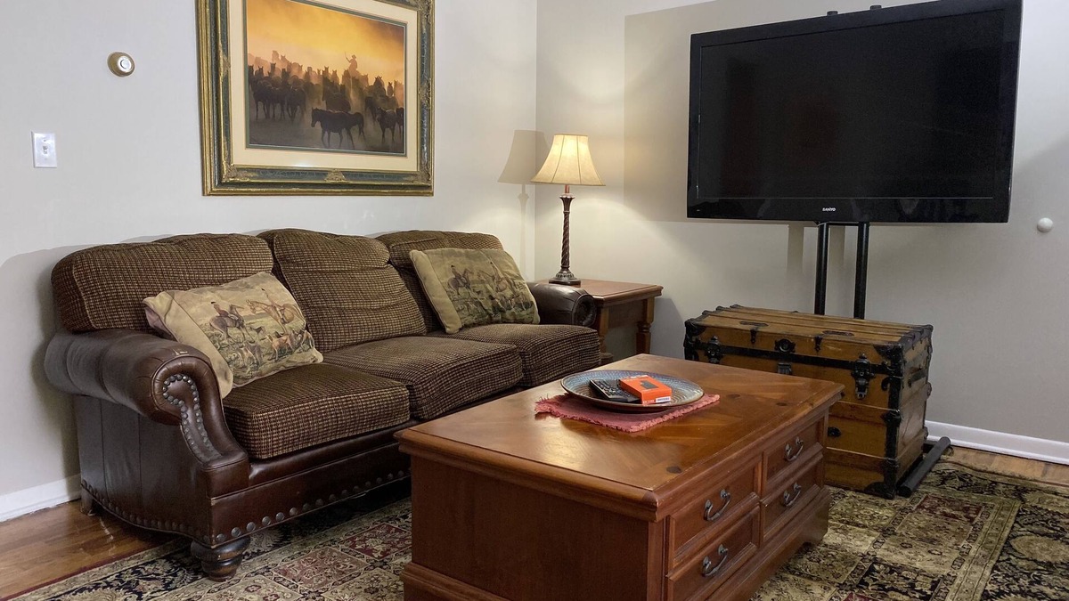Allenton Apartment | Fireside Ranch of Romeo