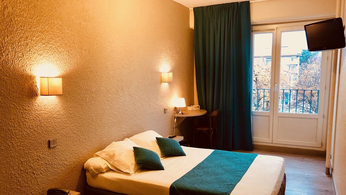 Firminy Hotel | Firmhotel