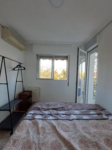 Mostoles Bed & Breakfast | First Dream