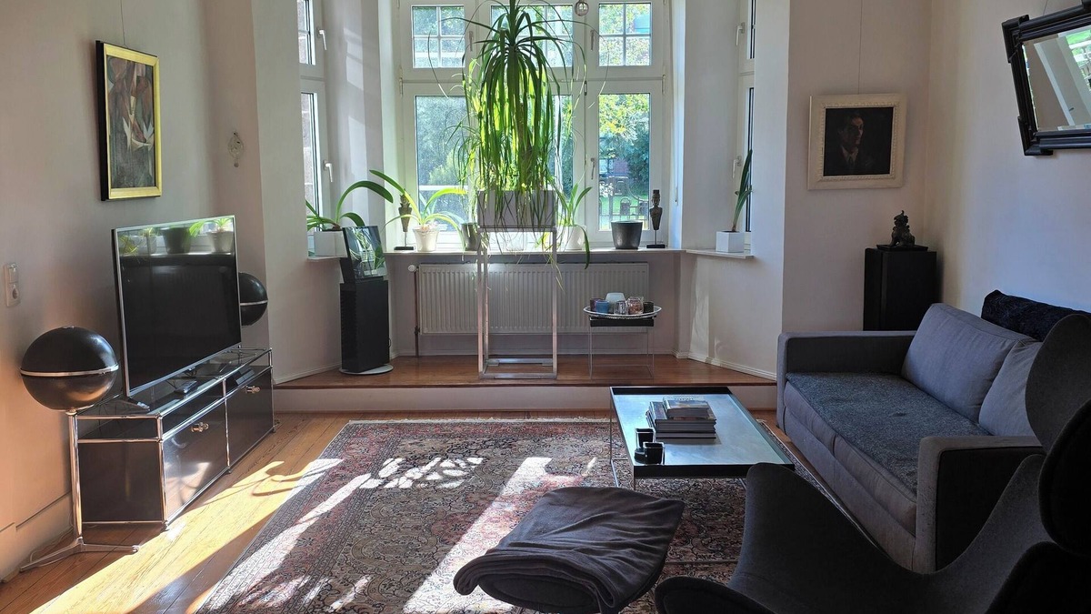 Kottenheim Villa | First floor apartment in a sandstone house (villa) with beautiful garden.