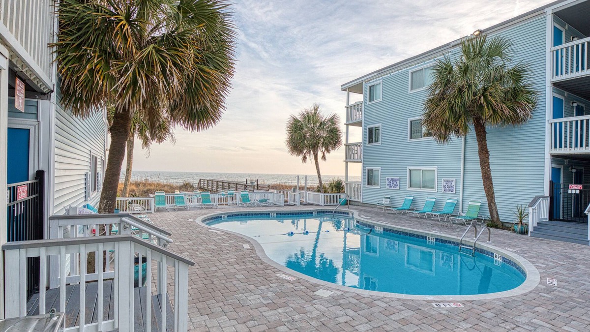 Ash Condo | First Floor Ocean View 2 BD - Outdoor Pool