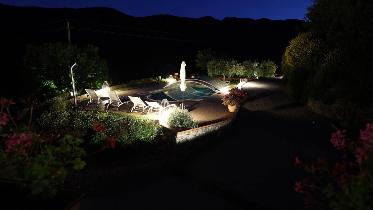 Annunziata Apartment | First floor villa with heated pool and garden