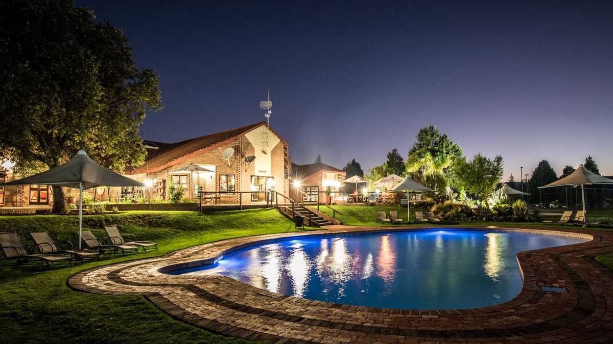 Maluti a Phofung Hotel | First Group Qwantani