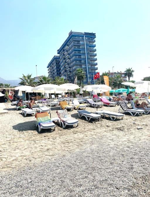 Mahmutlar Apartment | FIRST LINE SEA VIEW 2+1 APARTMENT