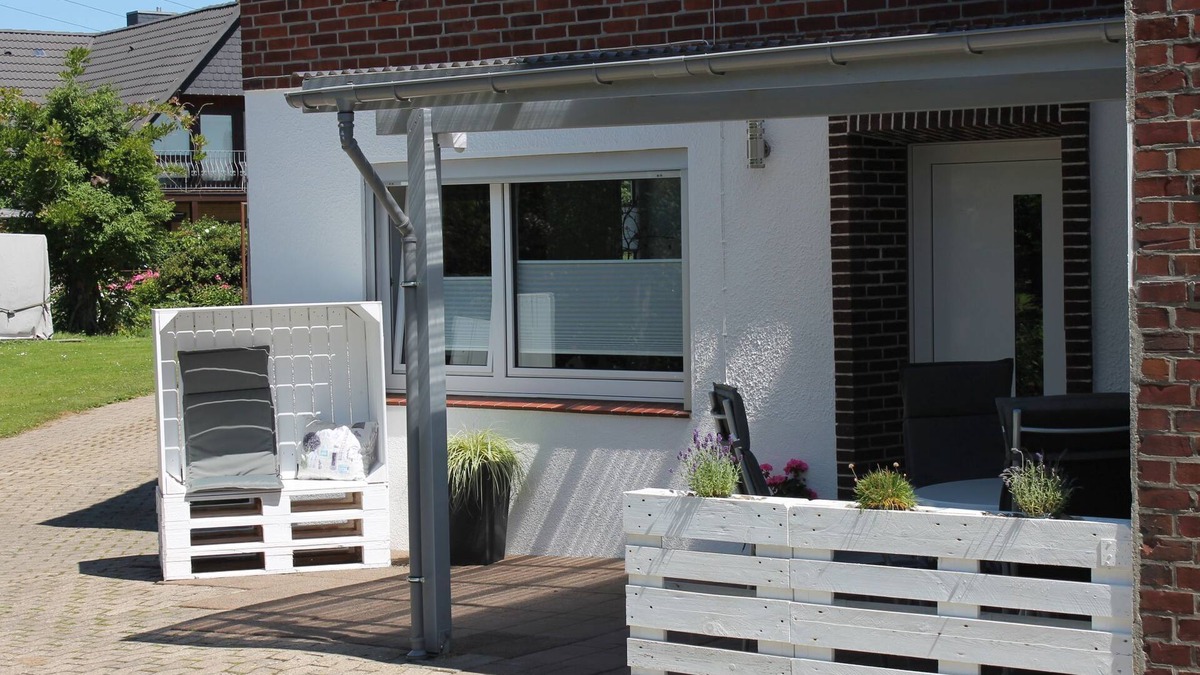 Hollern House | First Mile Vacation - Holidays in the Old Country