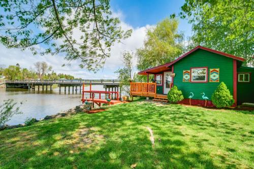 Chiloquin House | Fish and Hike Peaceful Cabin on Williamson River