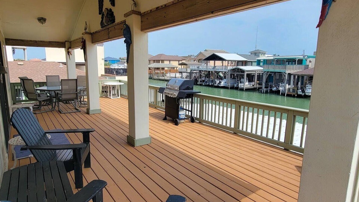 Port Isabel Condo | Fish Crazy House 3 Bedroom Condo by RedAwning