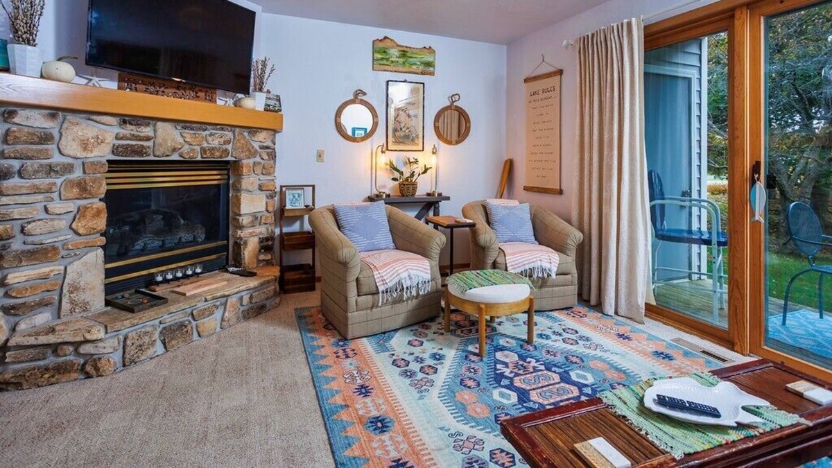 Fish Creek Condo | Fish Creek Hale Condo in Door Cty