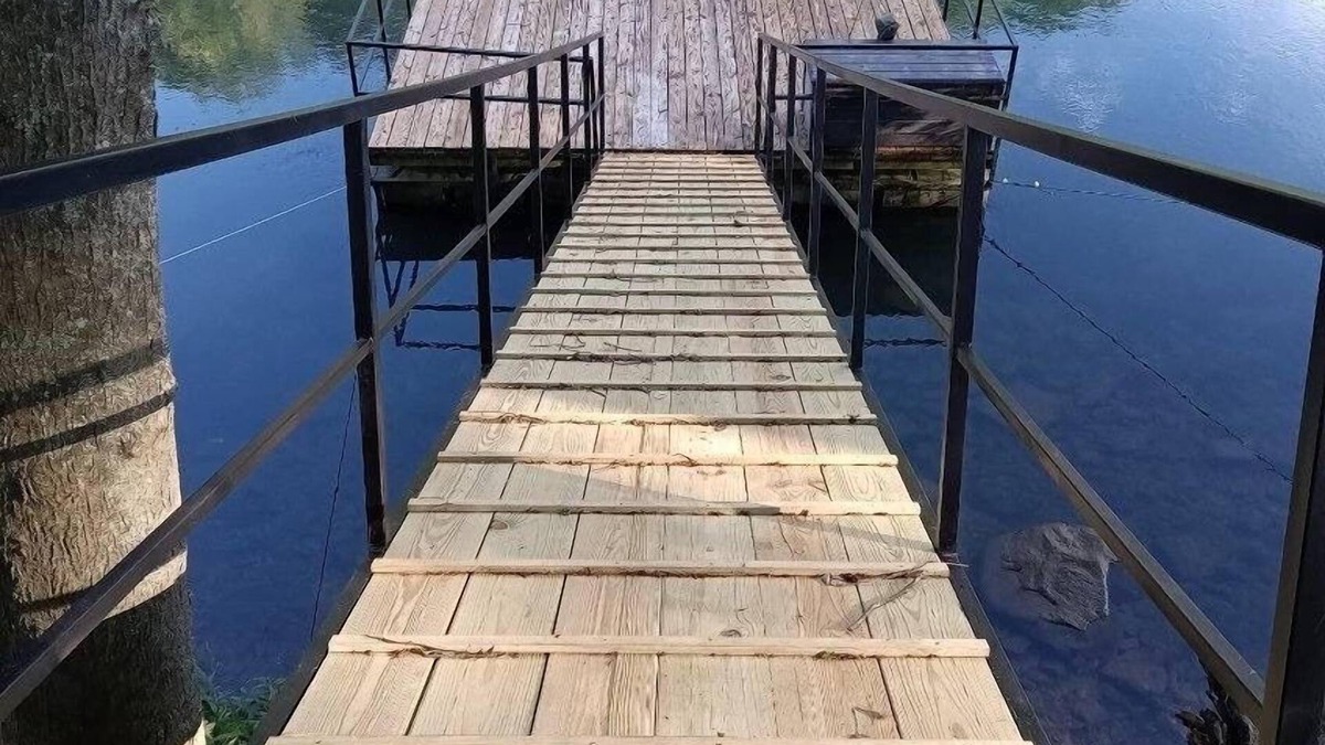 Pangburn Cabin | FISH ~ FLOAT ~ RELAX … located ON The Little Red River