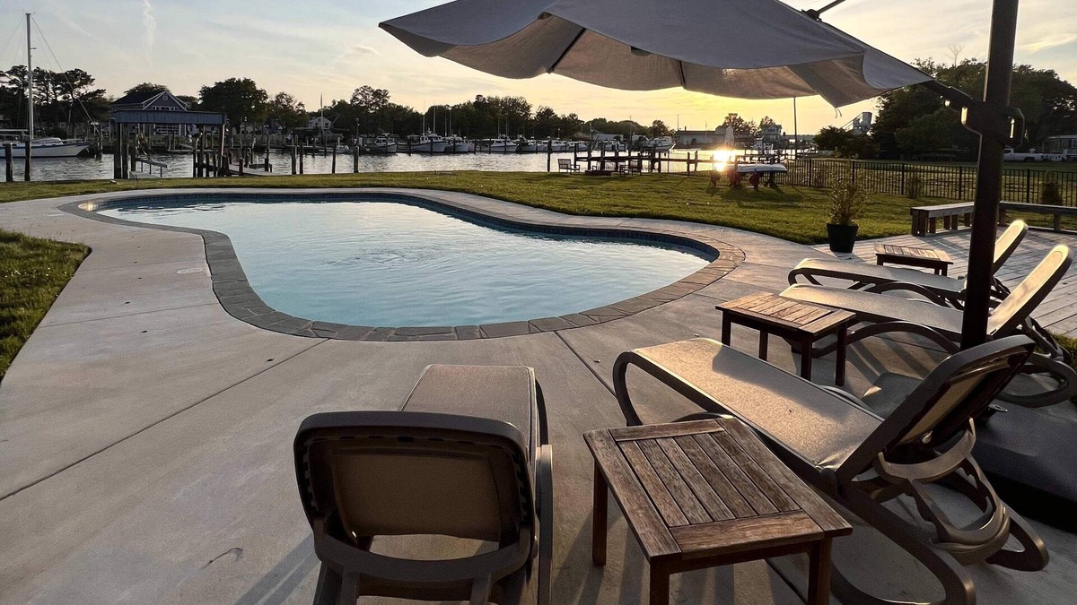 Tilghman House | Fish from the dock, swim in the pool, book now.