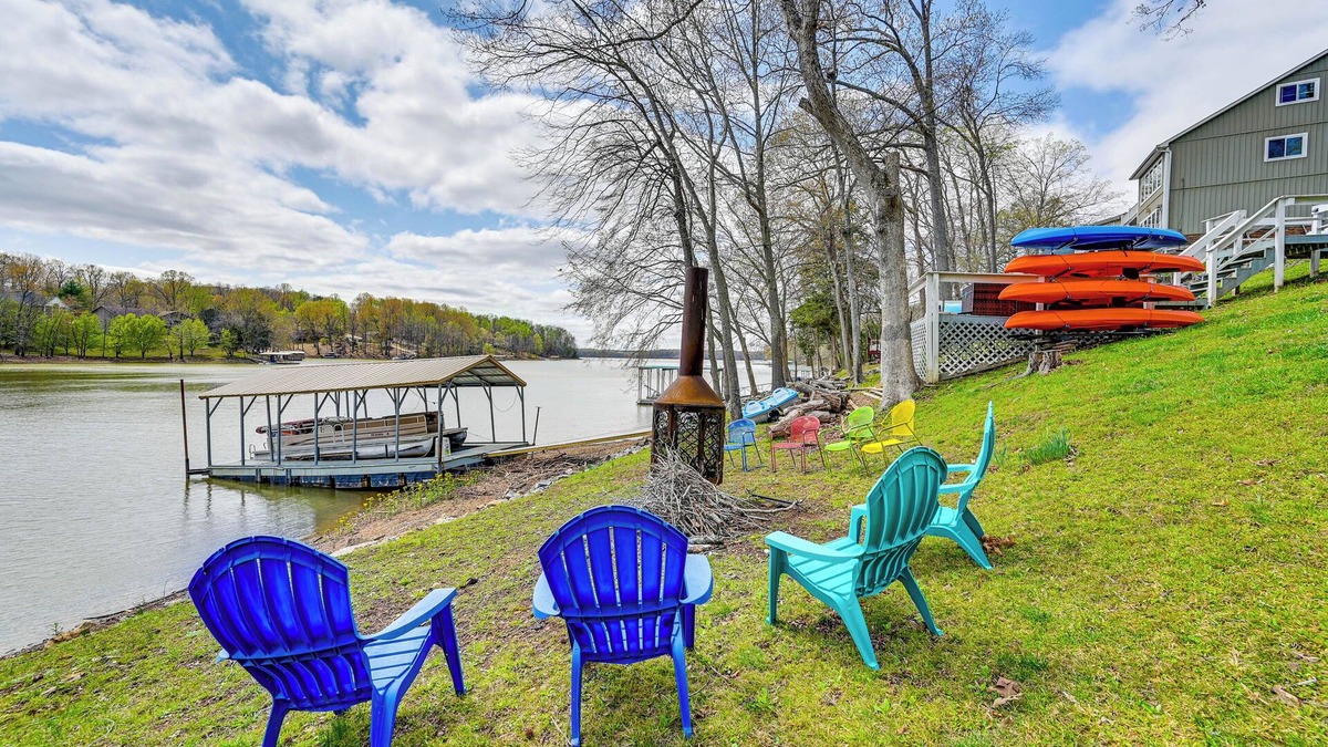 Eddyville House | Fish & Grill: Spacious Home in Eddyville!