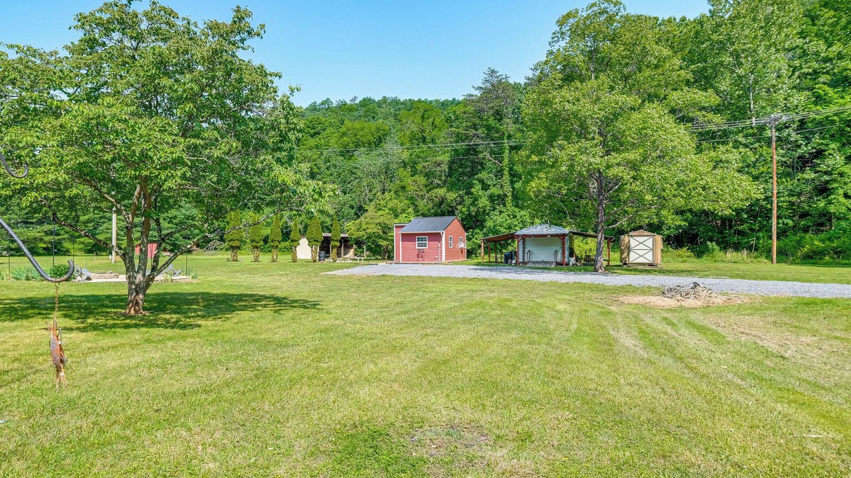 Glace Cottage | Fish, Hike, Explore: Alleghany Cabin Hideaway