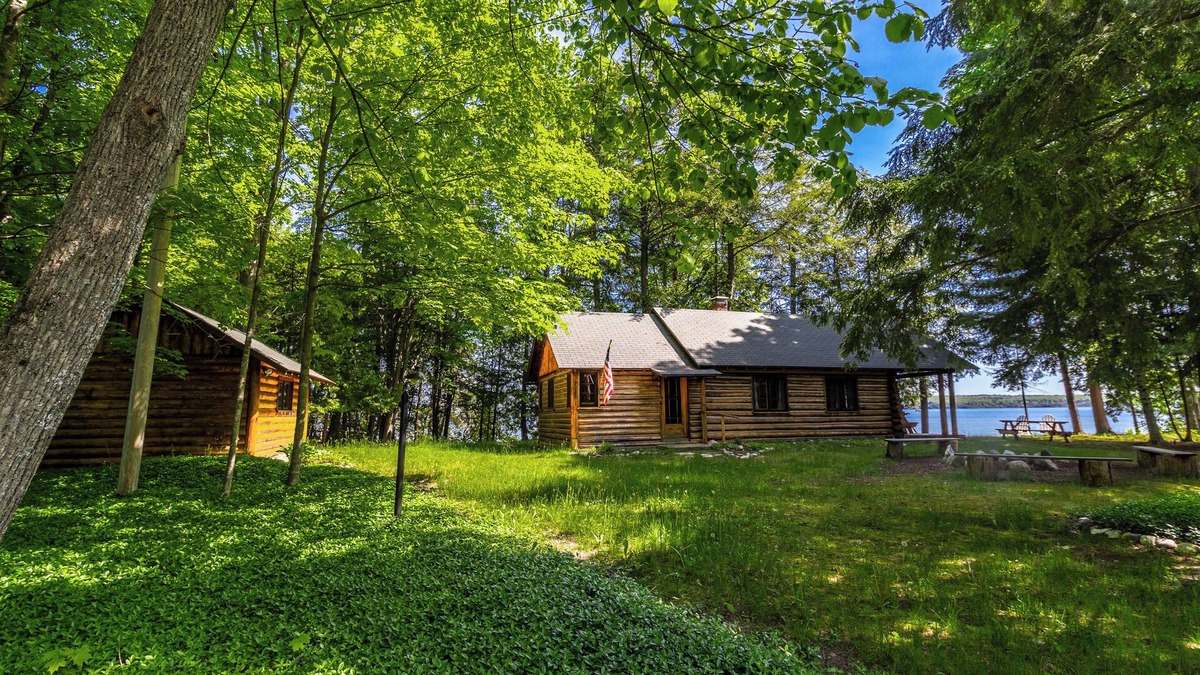 Alanson Cottage | Fisher Trail Cabin: 2 BR, 1 BA in Alanson, Sleeps 4