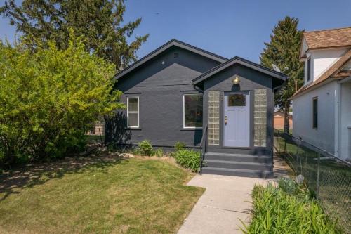 Livingston House | Fisherman's Bungalow