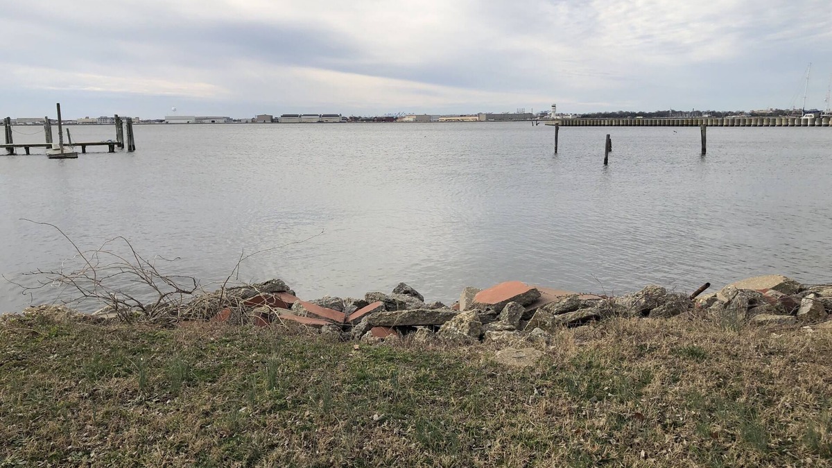 Willoughby Spit Cabin | Fisherman's Cabin on the Bay