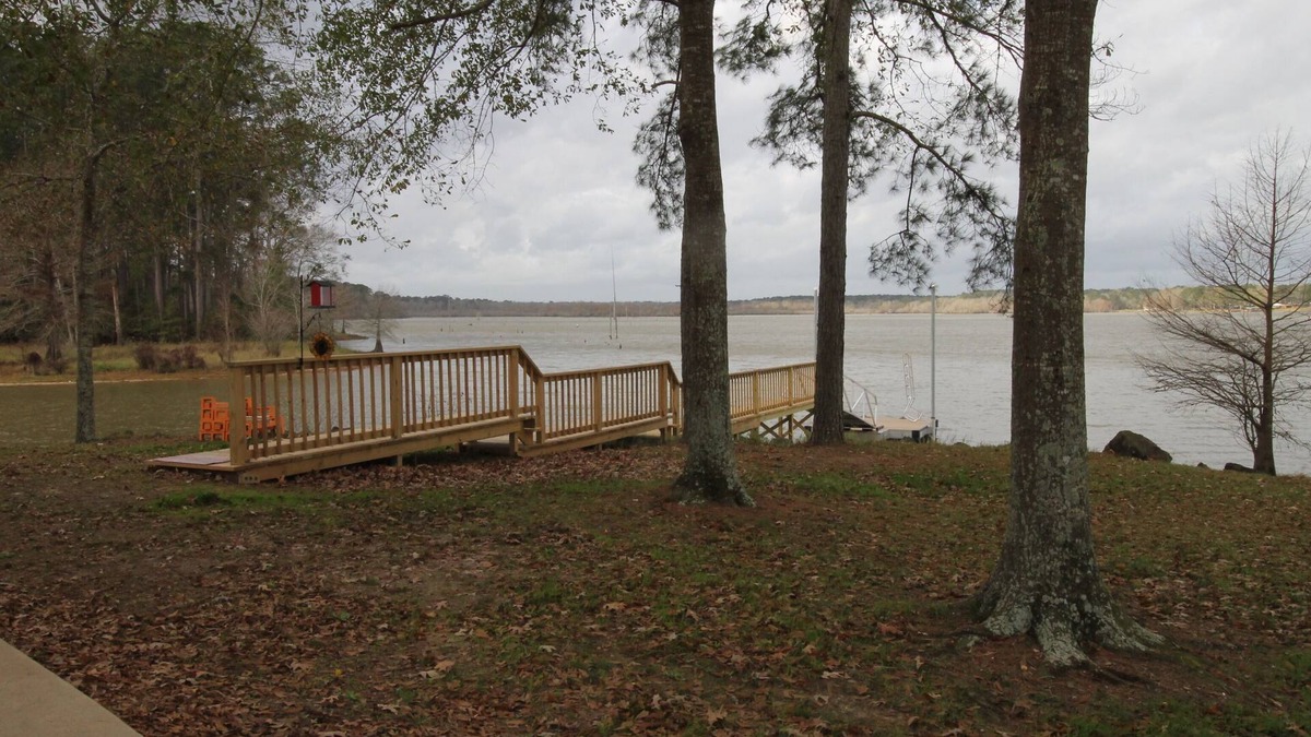 Hemphill House | Fisherman's Dream on Six Mile Bayou with award winning boat dock!