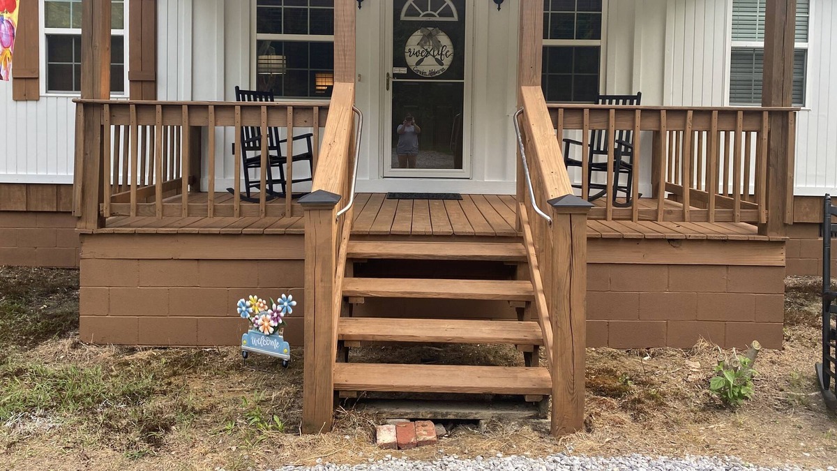 Camden Cabin | Fisherman's Paradise minutes from the Alabama River!