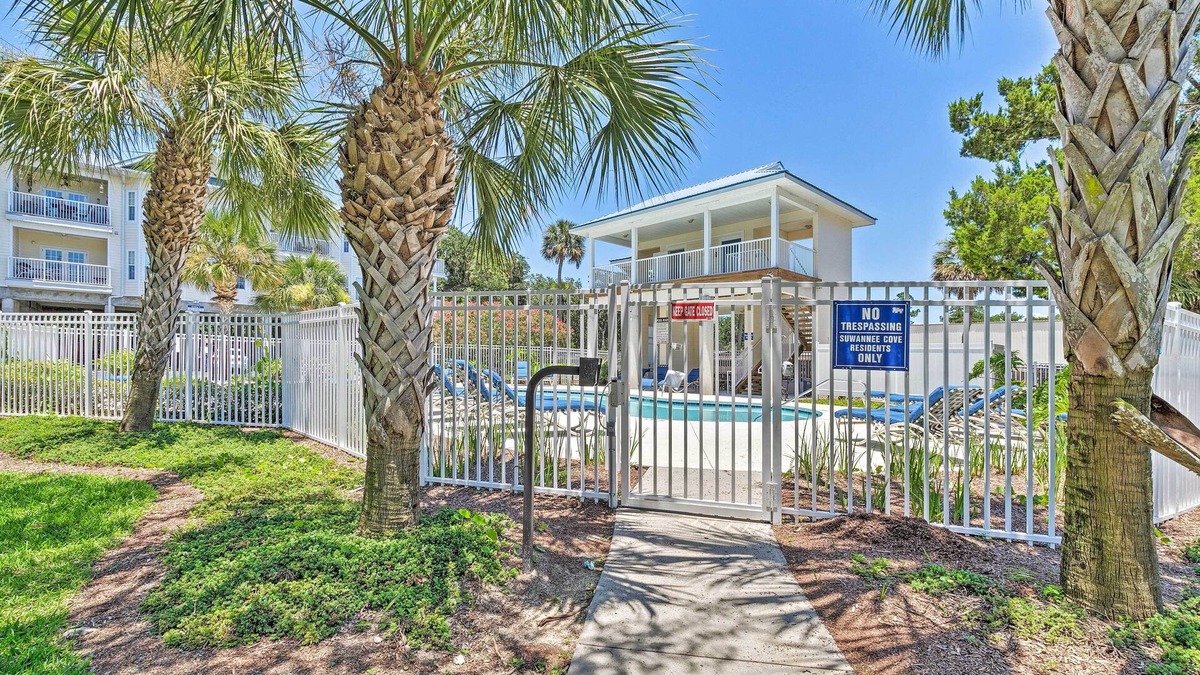 Suwannee Apartment | Fisherman's Paradise w/Pool on Suwannee River