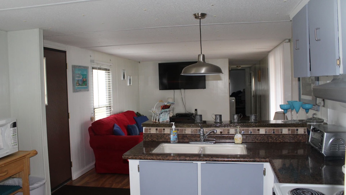 Kuttawa House | Fisherman, vacationers, quilters and weekenders
