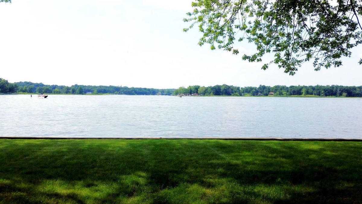 Delton Cottage | Fishermans Cottage On Crooked Lake