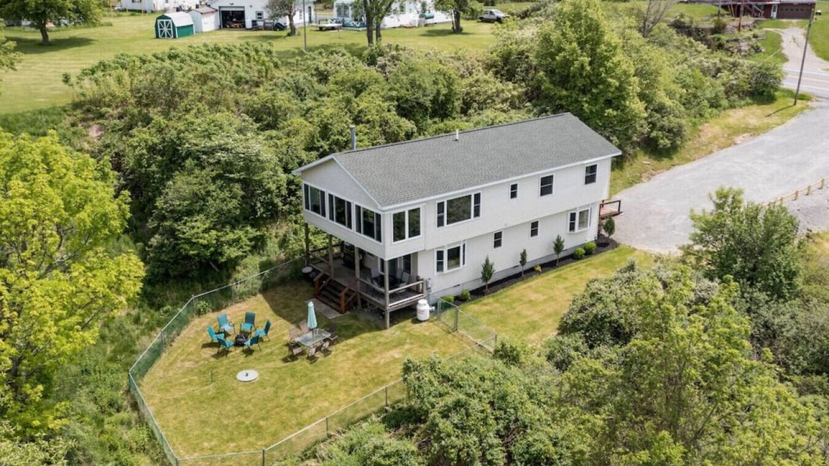 Frontenac House | Fishermans Getaway in Clayton & St. Lawrence River