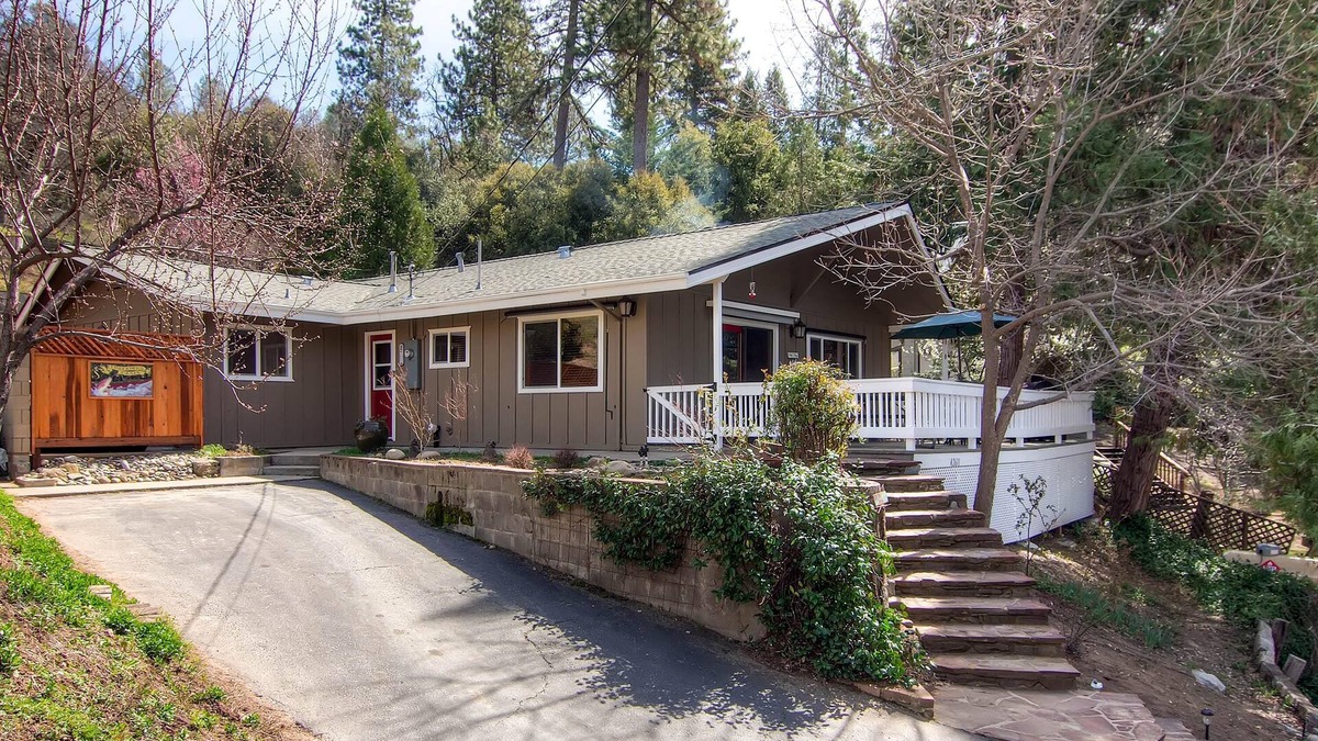 Yosemite Forks House | Fishermen’s Oasis