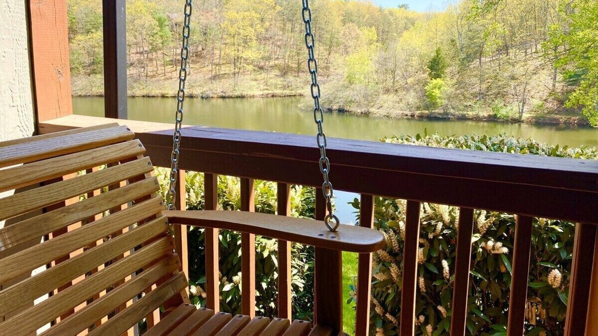 The Woods Cabin | Fishhook Retreat at The Woods